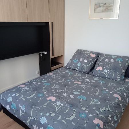 Appartement F2 Meuble Centre Ville 브리브라가야르드 외부 사진